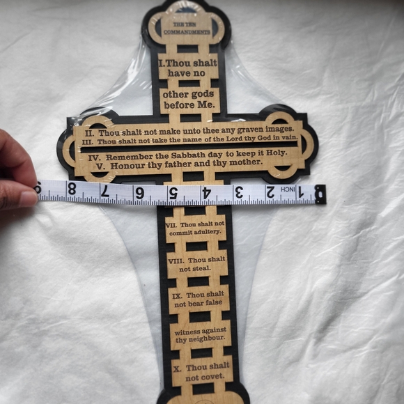 Wall handing cross - Picture 4 of 5